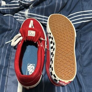 Vans tennis shoes. Color red, size 3Y.